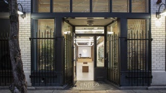Index Exterior Entry