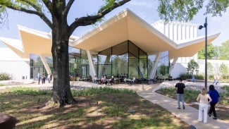 Exterior of Arkansas Museum of Fine Arts