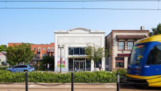 825 Arts Exterior