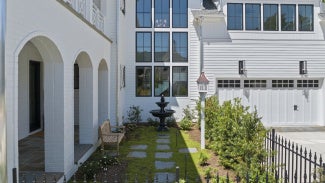 Andersen windows on display