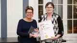 Georgi Ann Bailey receiving the Nelson Aldrich Rockefeller award