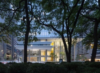 VIEW NORTH FROM SUPERIOR COURT TO THE MAIN ENTRY OF THE ONTARIO COURT OF JUSTICE TORONTO