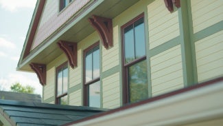 A close-up side view of the Queen of Zero house