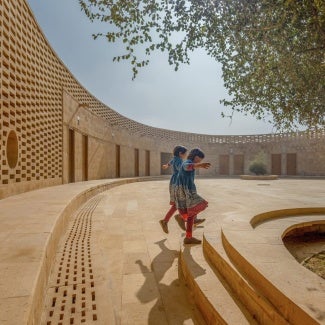 2023 AIA ARCHITECTURE AWARD RECIPIENT THE RAJKUMARI RATNAVATI GIRL'S SCHOOL, JAISALMER, INDIA, DIANA KELLOGG ARCHITECTS