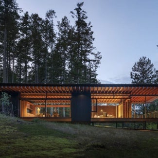 Exterior of Henry Island Guesthouse at night