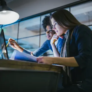 women working together