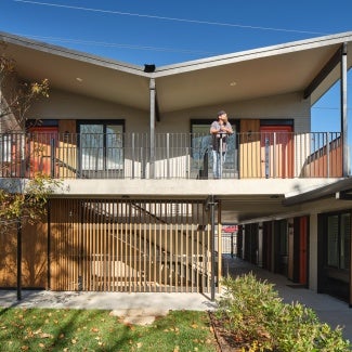 Interior courtyard of Knoxville's Dogan-Gaither Flats