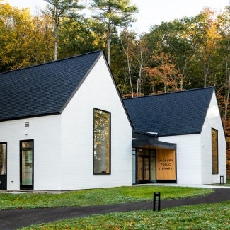 Madbury Public Library in Madbury, New Hampshire