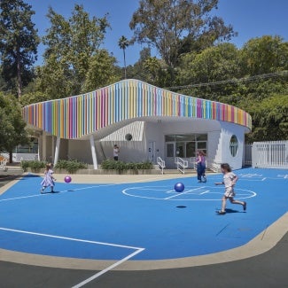 Wonderland Magnet Elementary School Kindergarten Classroom Building and Learning Garden