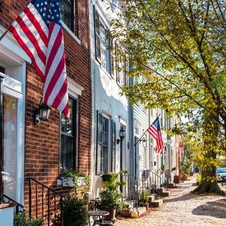 Beautiful row of townhomes in Alexandria, Virginia
