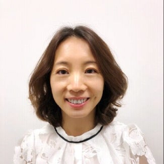 Elite Shi, AIA color headshot