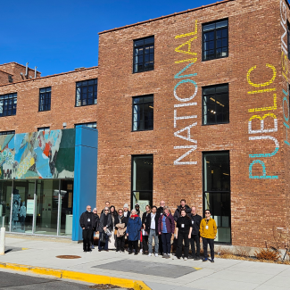 A walking tour of housing in Chicago